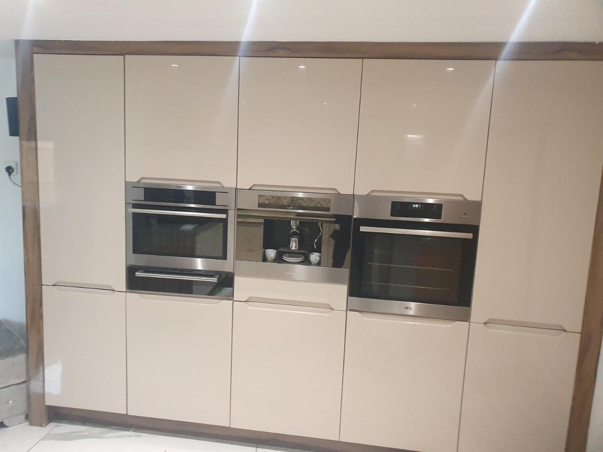 The Hawthorns Large Detached 3 Bedroom Family Home ซีแฮม ภายนอก รูปภาพ